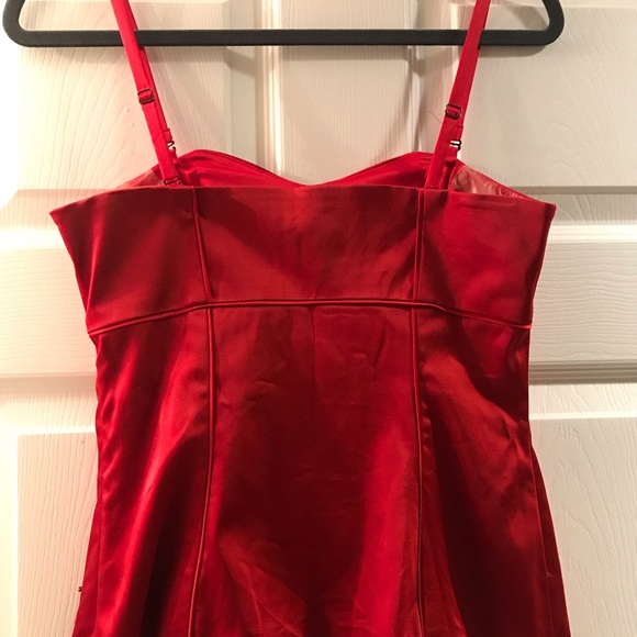 Red corset - Picture 4 of 4